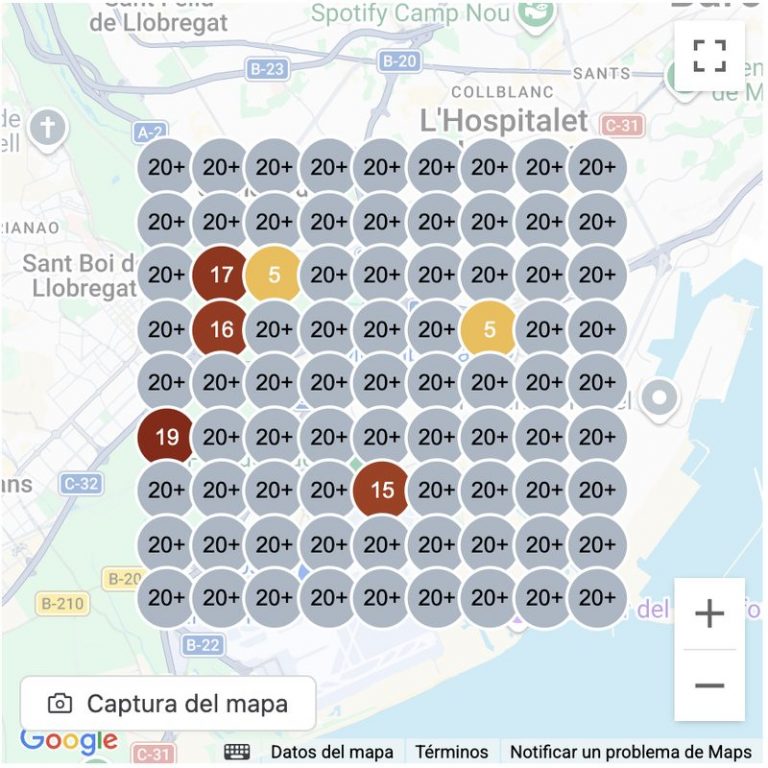 Mapa de visibilidad negativa en Google Maps para un restaurante en Barcelona antes de optimización SEO.